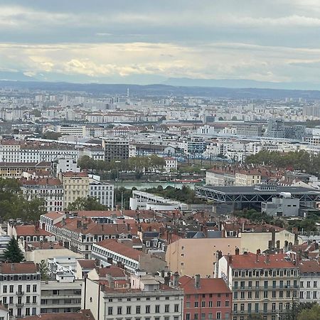 Chambre Dans Les Hauteurs De Lyon Proche Fourviere Chez L Hote Exterior foto