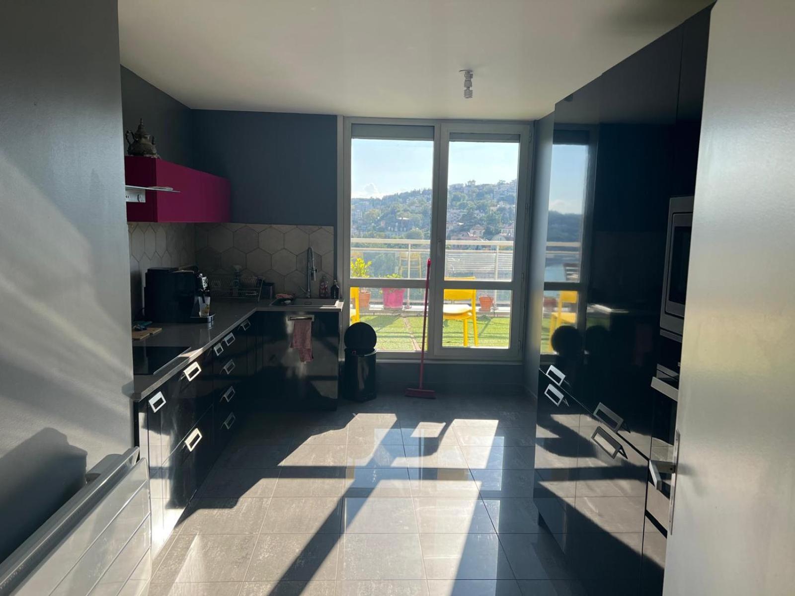 Chambre Dans Les Hauteurs De Lyon Proche Fourviere Chez L Hote Exterior foto